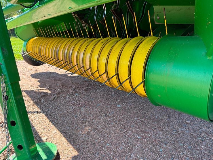 2006-john-deere-582-image-30