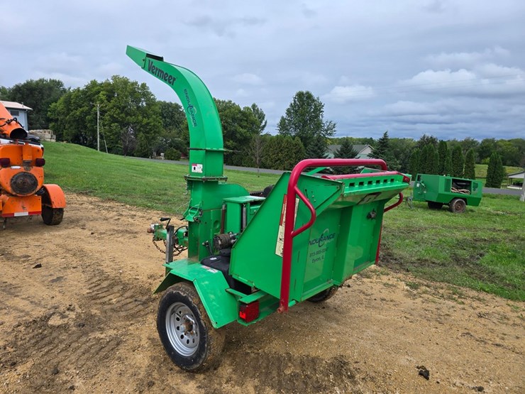 2015-vermeer-bc700xl-image-3