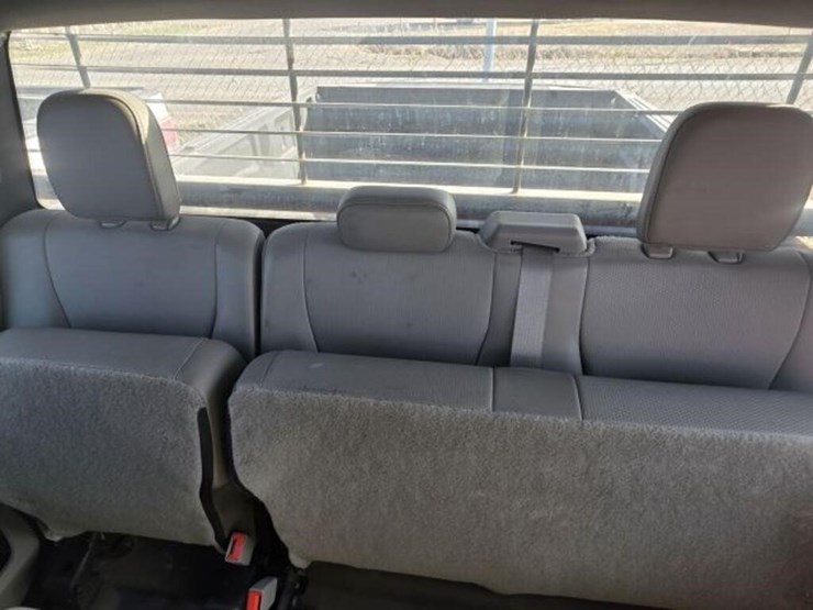 2020-ford-f150-image-6