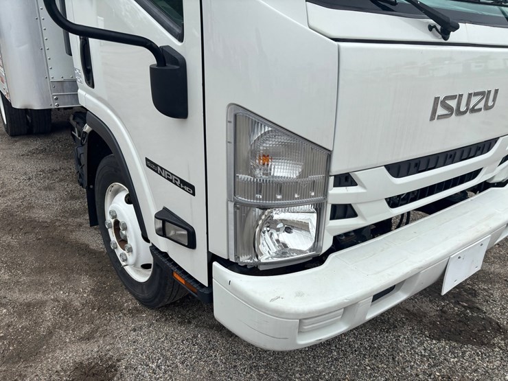 #2332-•-2021-isuzu-16'-box-truck-image-16