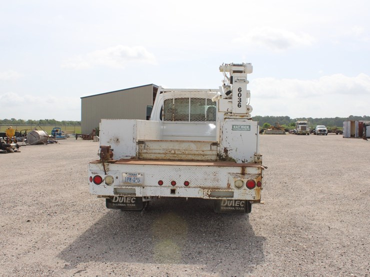 #2105-•-2008-gmc-c5500-service-truck-image-4