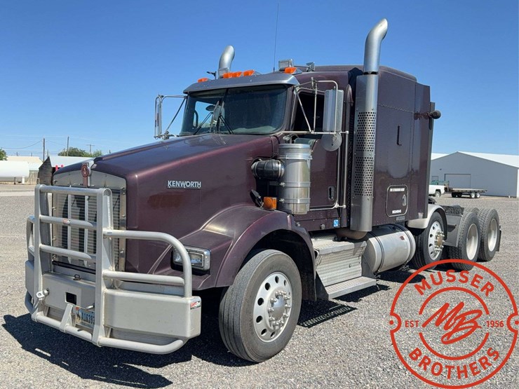 2009-kenworth-t800-image-1