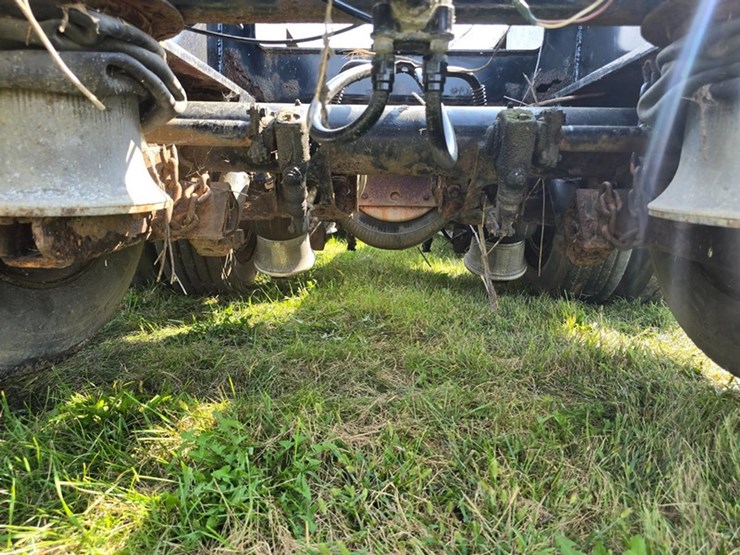 #2011-•-2005-talbert-t40w-555a-hr6-1-t1-hydraulic-detatch-image-5