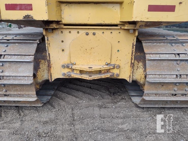 2015-deere-650k-lgp-image-37