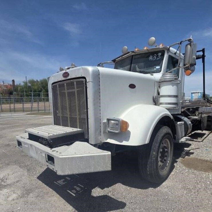 2019 PETERBILT 367