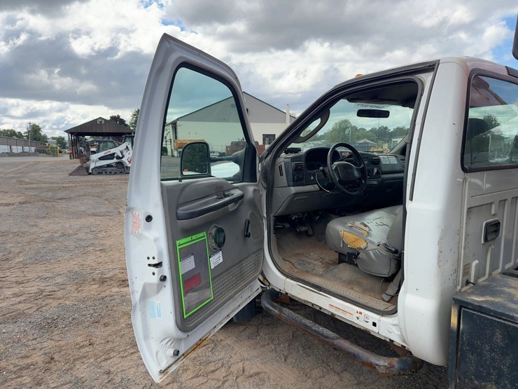 2006-ford-f450-xl-image-20