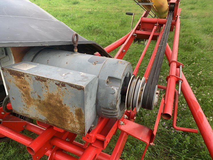 westfield-tgx-80x31-auger-image-9