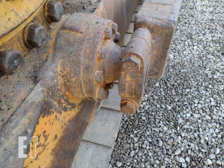 1996-caterpillar-d6h-image-30