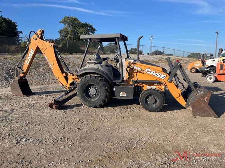 2020-case-580n-ep-loader-backhoe-image-2