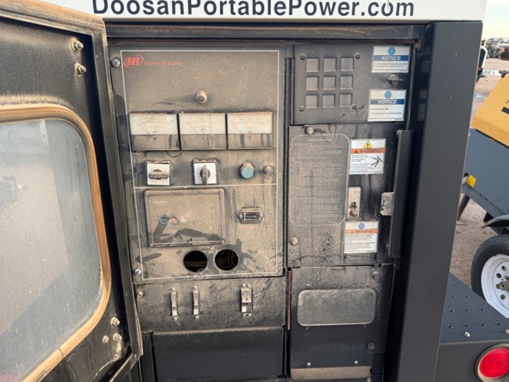 2012-doosan-g25-image-3