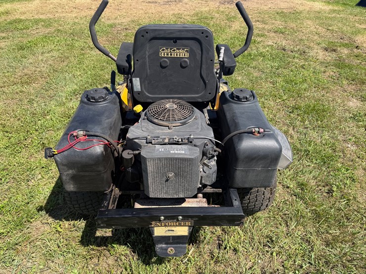 #2488-•-2007-cub-cadet-enforcer-mower-image-4