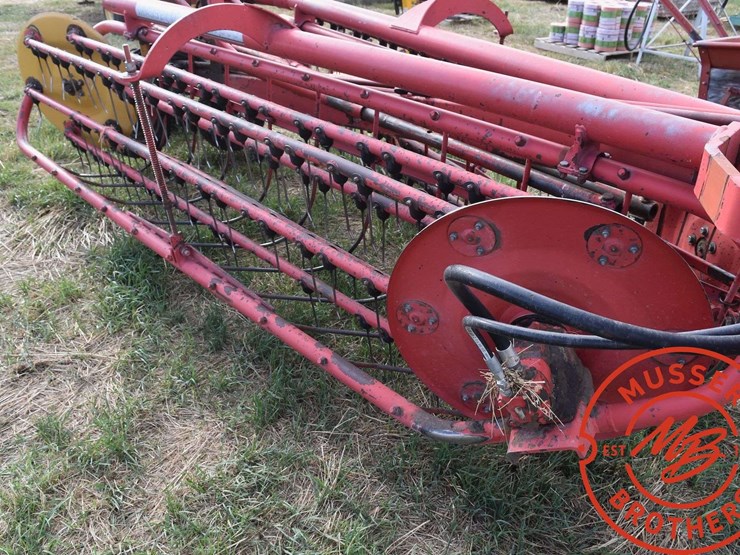 massey-ferguson-20-image-8