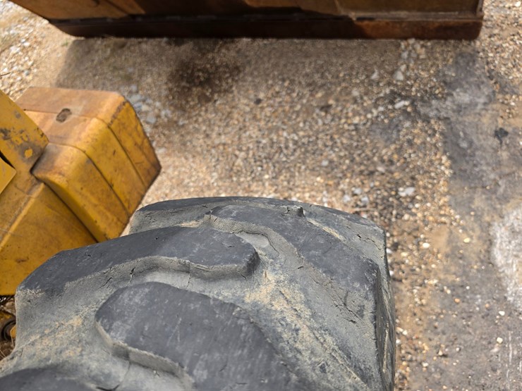 deere-310sg-image-105