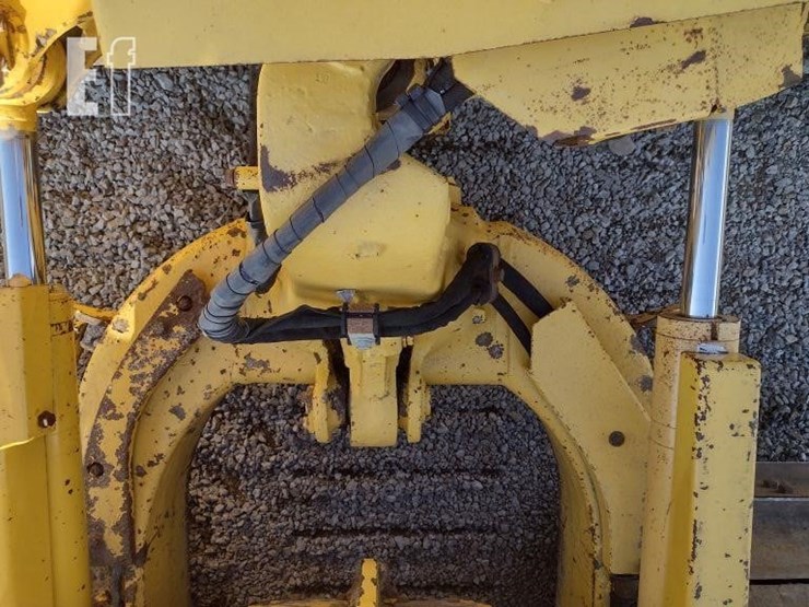 komatsu-d51pxi-24-image-28