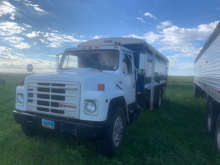 1988-international-s1900-image-4
