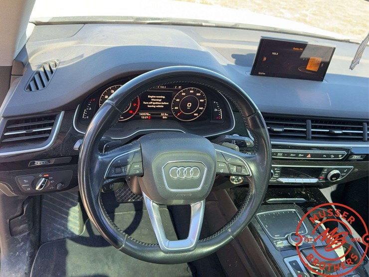 2017-audi-q7-image-24