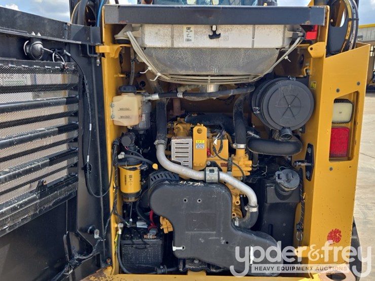 2023-caterpillar-259d3-image-35