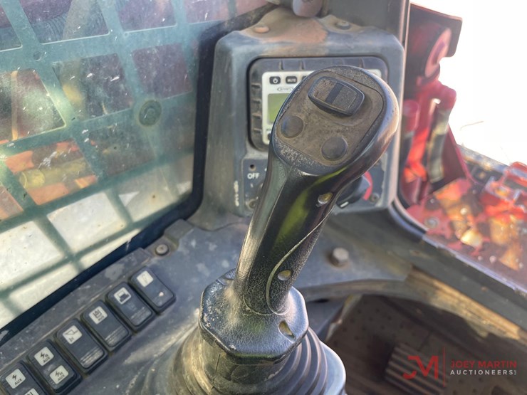2019-takeuchi-tl10v-2-mtl-image-23