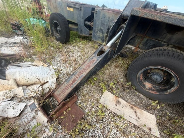 #40120-•-prentice-knuckleboom-loader-for-parts/repair-image-20
