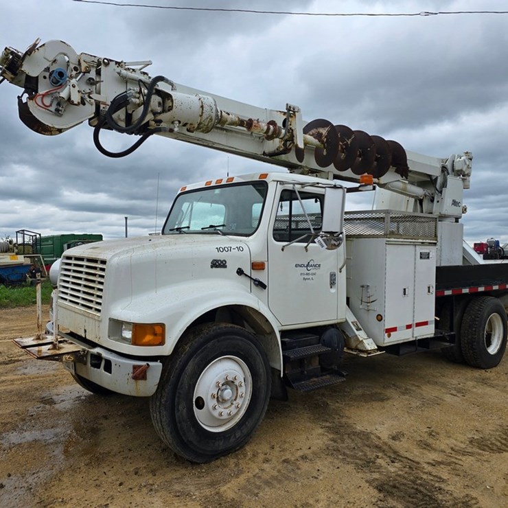 2000 INTERNATIONAL 4700