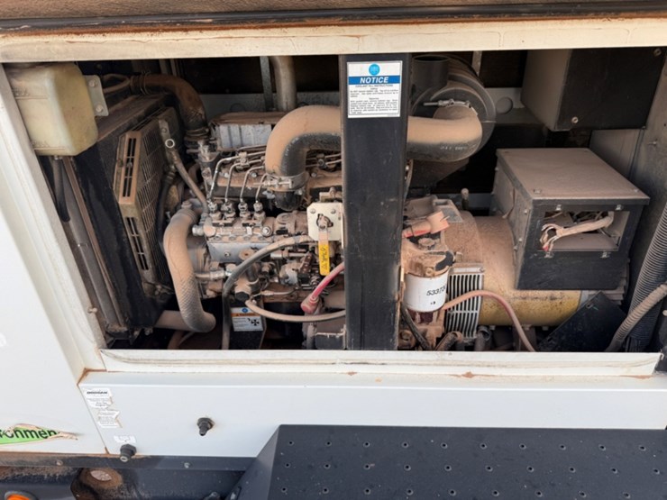2012-doosan-g25-image-2