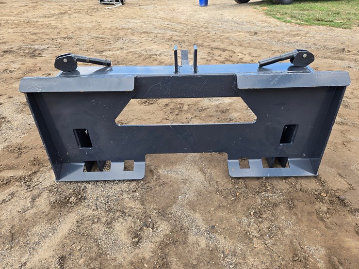 #2243-•-(edmore)3-point-quick-attach-skid-steer-mount-image-3