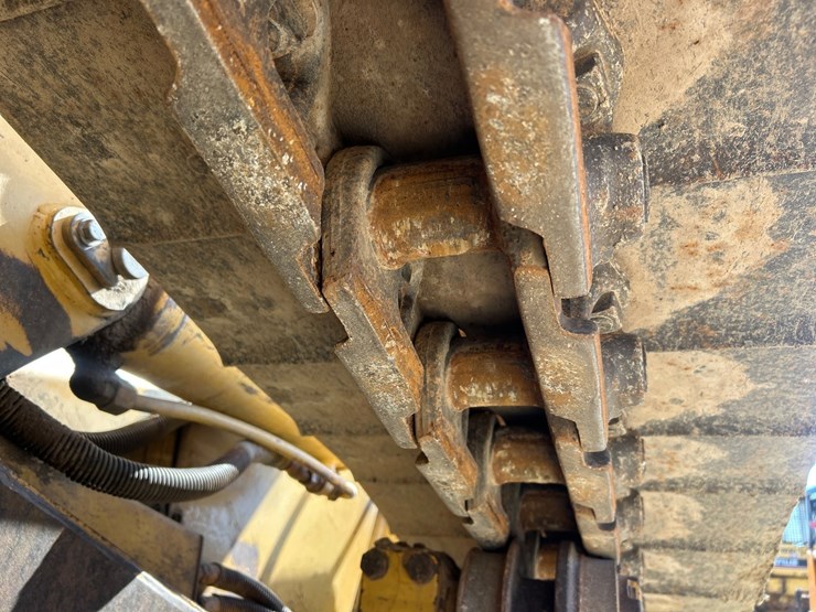 caterpillar-d6m-image-59