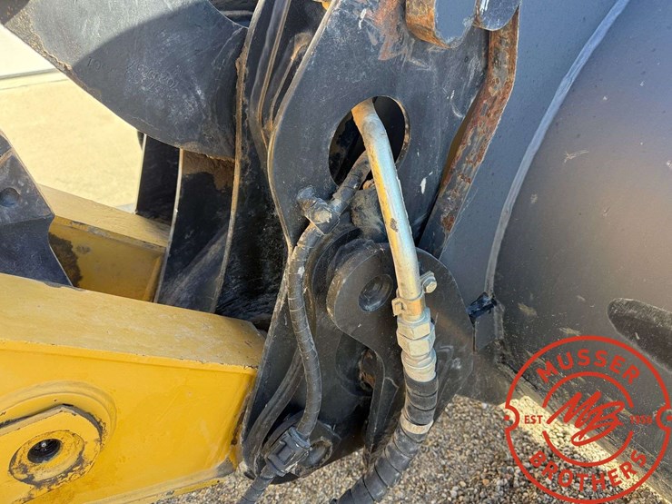 2008-caterpillar-930h-image-22