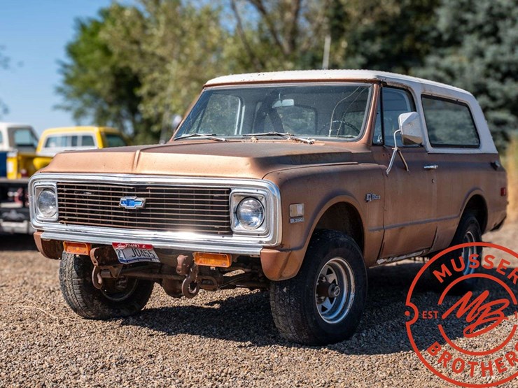 1971-chevrolet-k5-image-3