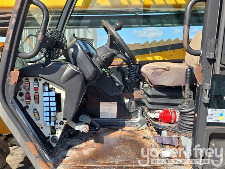 2017-jcb-507-42-image-59