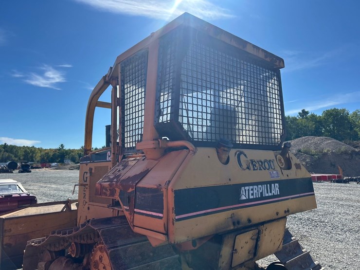 caterpillar-d5m-image-36