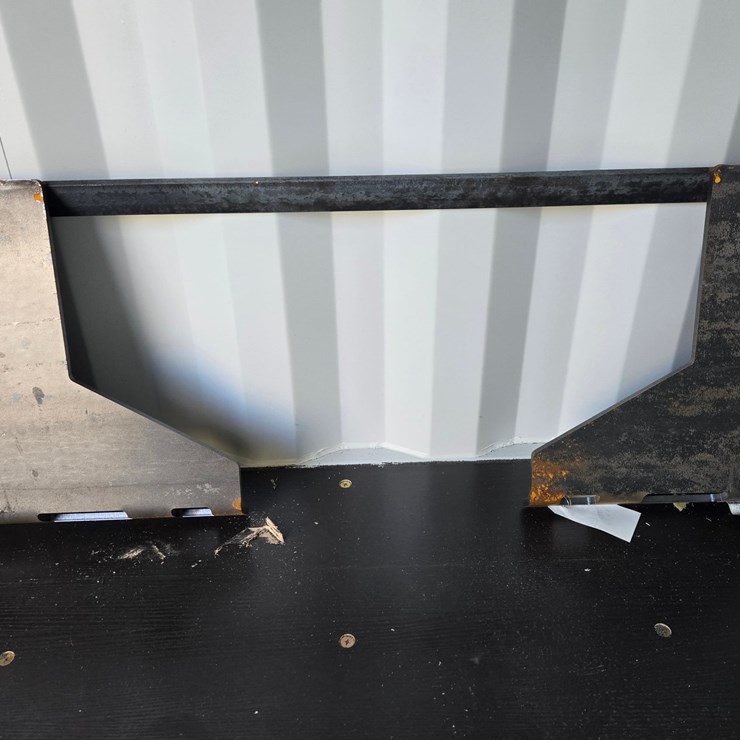 #2231 • (Edmore)3/8" cut out quick attach plate