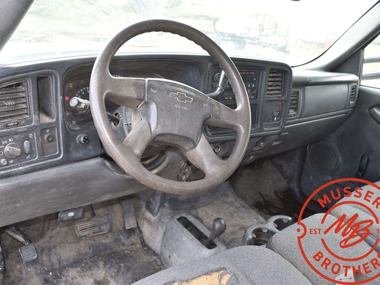 2007-chevrolet-2500-image-33