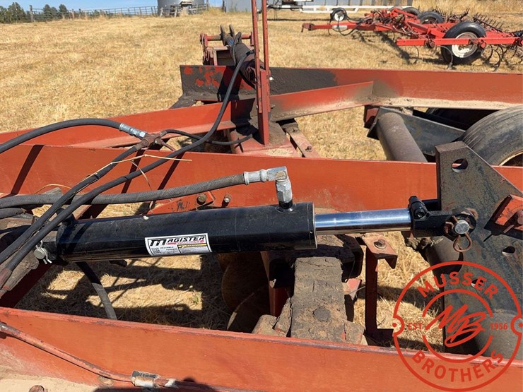 case-ih-485-image-18