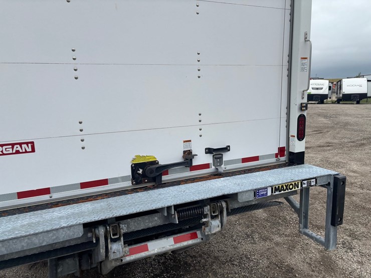 #2332-•-2021-isuzu-16'-box-truck-image-56