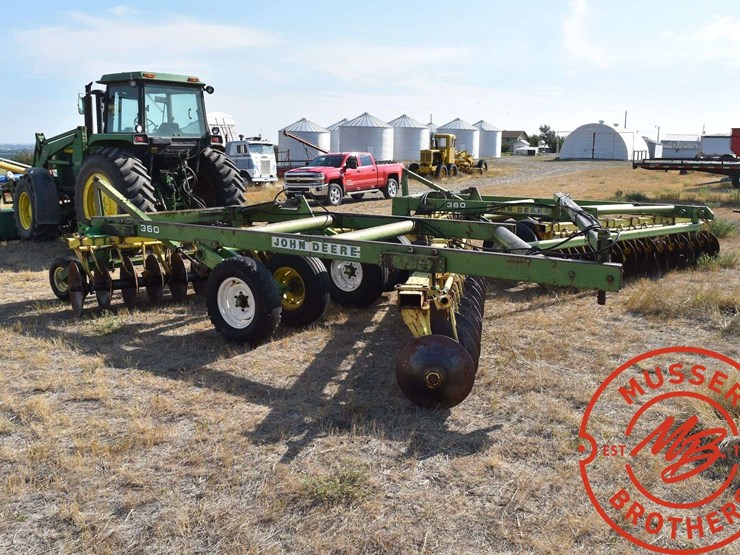 john-deere-360-image-9