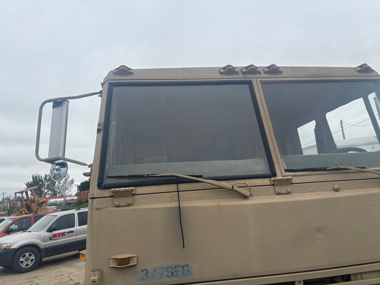 1996-military-flatbed-image-16