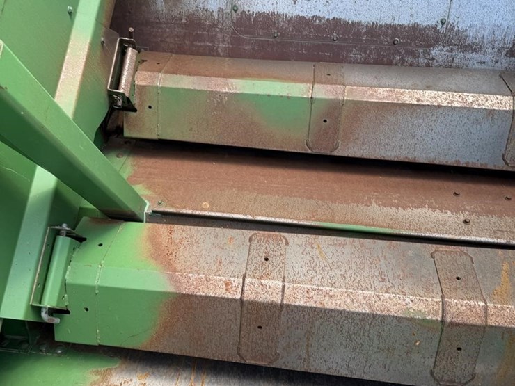 2011-john-deere-9870-sts-image-96