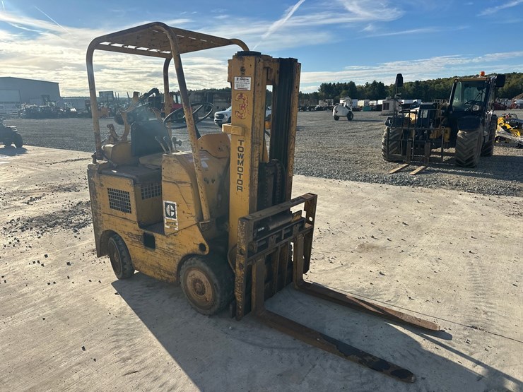 caterpillar-422s-image-7