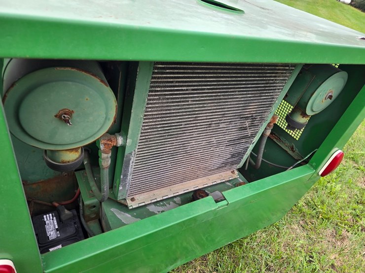 #2042-•-sulair-185-dpo-towable-air-compressor-image-13