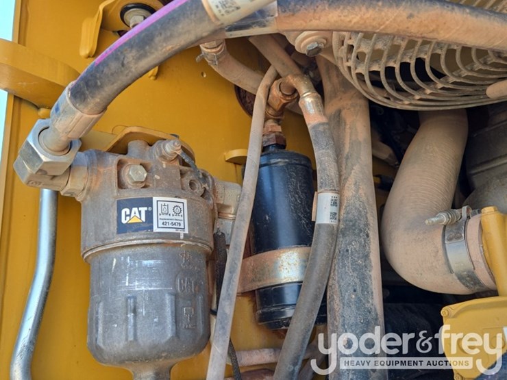 2019-caterpillar-299d2-image-36