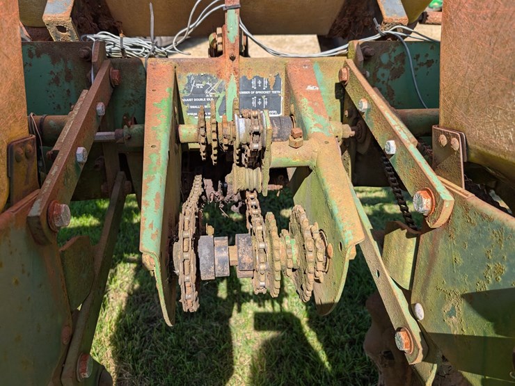 john-deere-7000-image-15