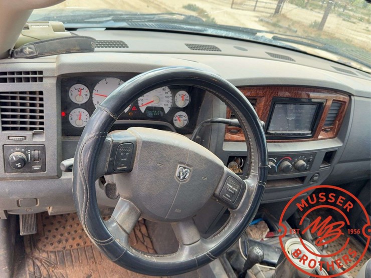 2006-dodge-ram-2500-image-22