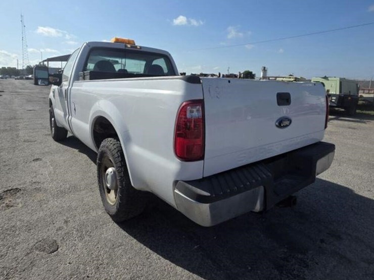 2009-ford-f250-image-4