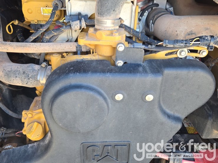 2019-caterpillar-299d2-image-42
