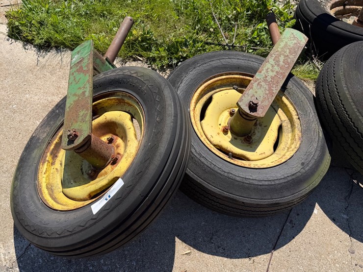 john-deere-7-image-2