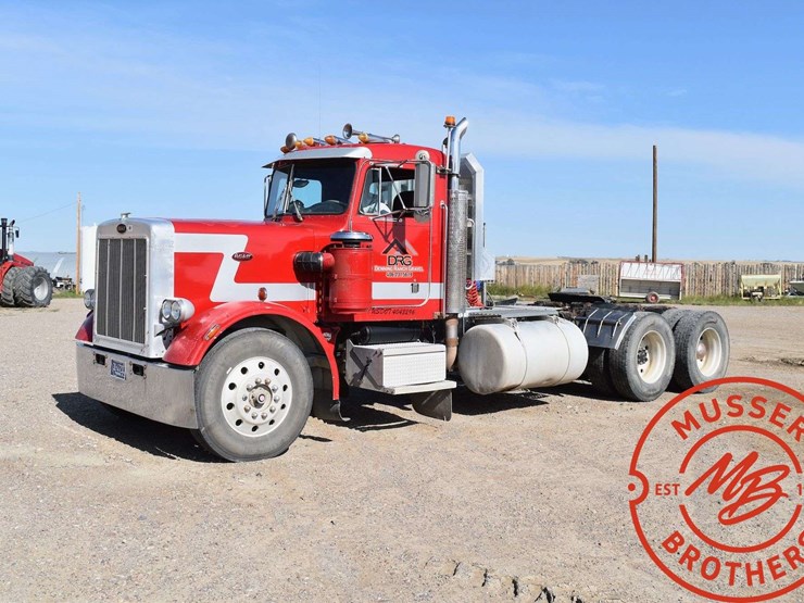 1984-peterbilt-359-image-2