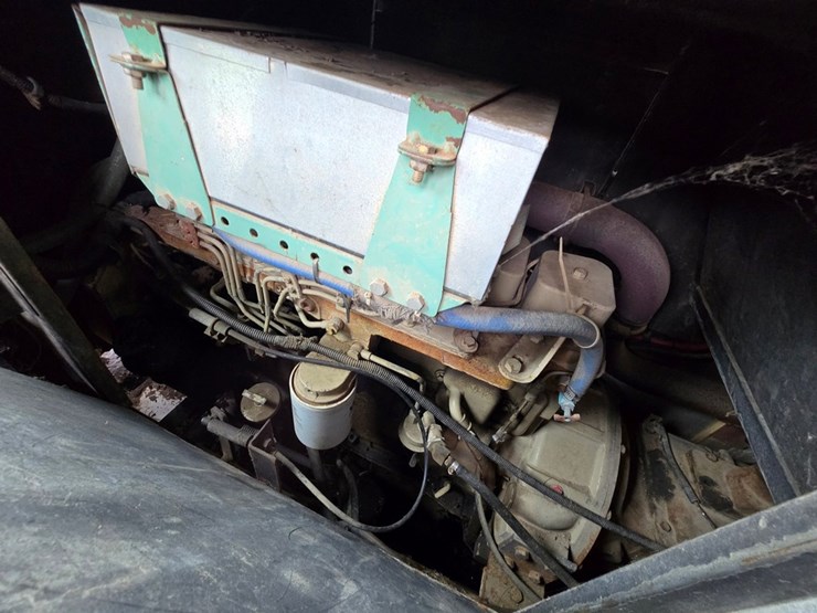 #2032-•-ago-trackt-gt1000h-dump-truck-image-35