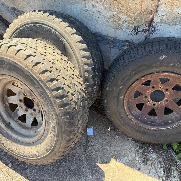 #2532 • Wrangler Tires