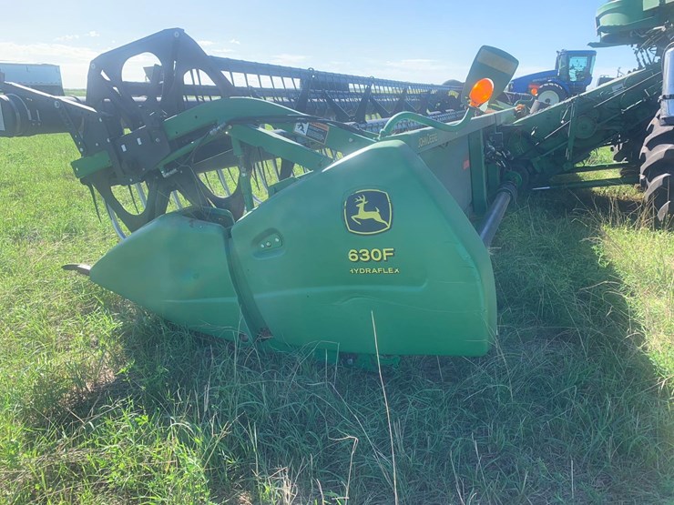 john-deere-630f-image-1